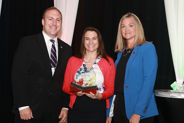 Liz Spurrell-Huss, senior project manager, community & population health, accepted the 2019 Community Health Improvement Award on behalf of Montefiore Health System; pictured here with Nick Henley, HANYS’ vice president of external affairs (left); and Sue Ellen Wagner, vice president of community health, HANYS, and executive director, Healthcare Trustees of New York State. Liz Spurrell-Huss, senior project manager, community & population health, accepted the 2019 Community Health Improvement Award on behalf of Montefiore Health System; pictured here with Nick Henley, HANYS’ vice president of external affairs (left); and Sue Ellen Wagner, vice president of community health, HANYS, and executive director, Healthcare Trustees of New York State.