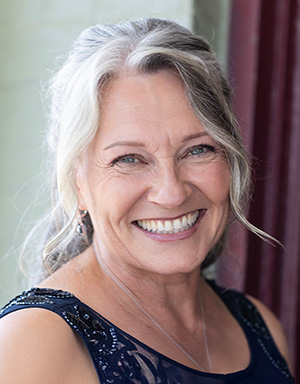 Anne Meore, LMSW, HTR